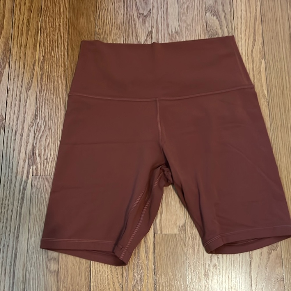 Lululemon Align HR 6” short